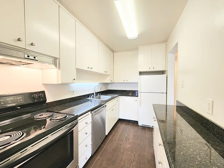 818 N Delaware St #407 — Photo 6