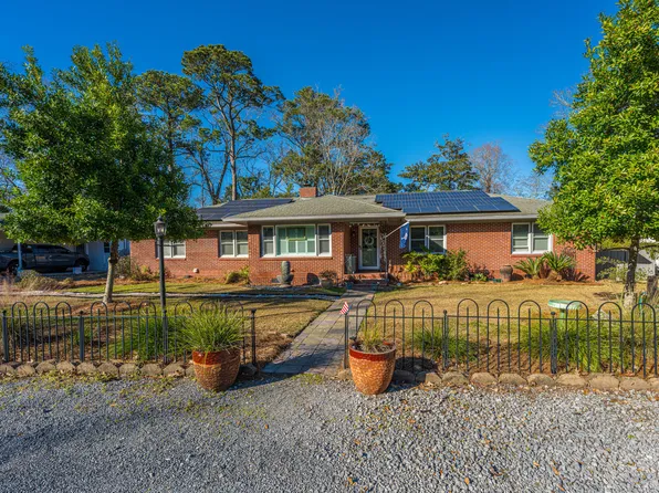 1240 Kensington Dr, Charleston, SC 29407