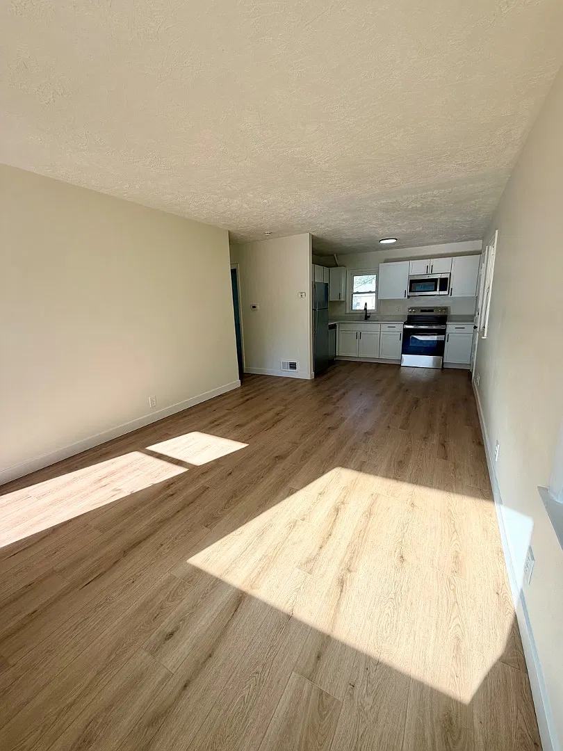 5822 Sahler St — Photo 2