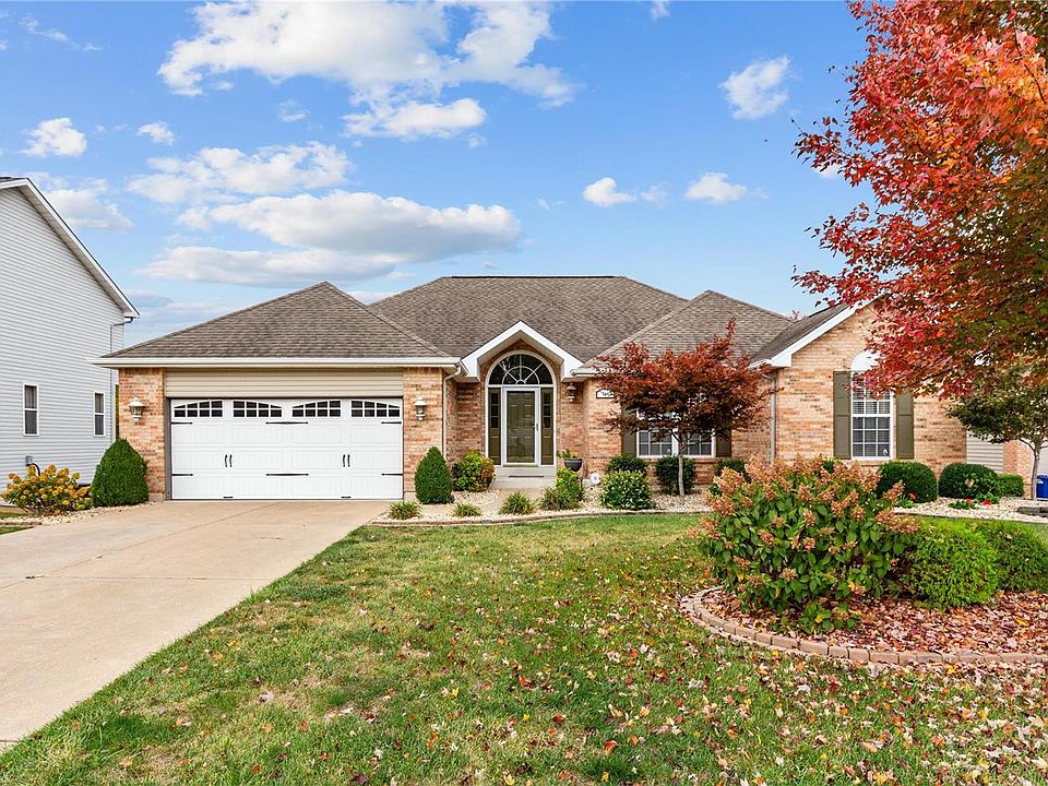 719 Pine View Ct, Lake Saint Louis, MO 63367 Zillow