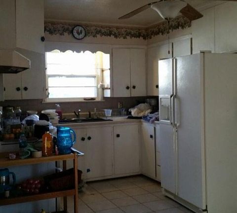 5th image of 136 Beach St