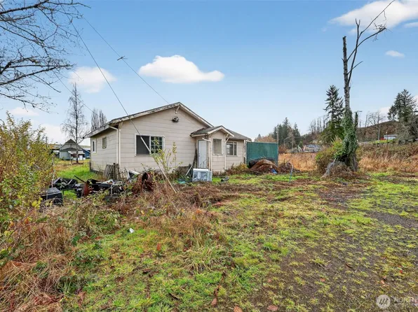 217 Bradford Street, Raymond, WA 98577