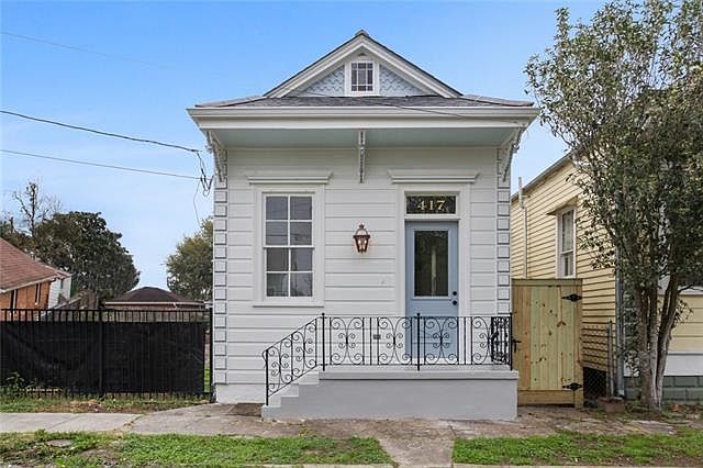 1st image of 419 Tupelo St