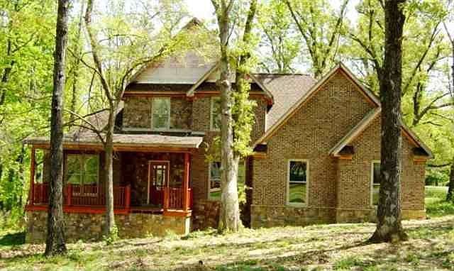 1st image of 101 Kaywood Dr
