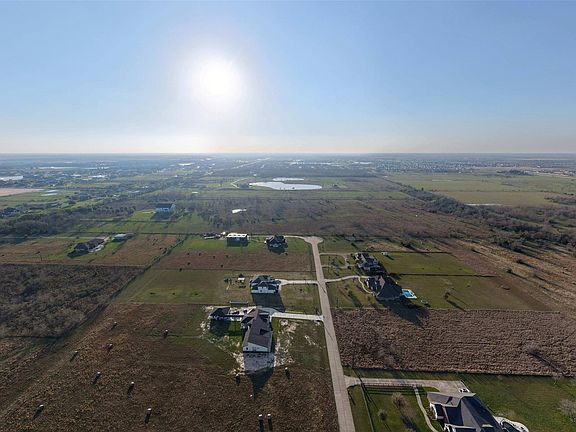 3rd image of 26226 Stockdick School Rd