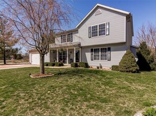 1 Blakeridge Pl, Mt Zion, IL 62549