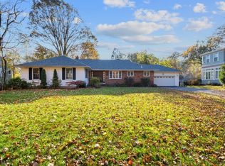 372 Hartford Rd, South Orange, NJ 07079