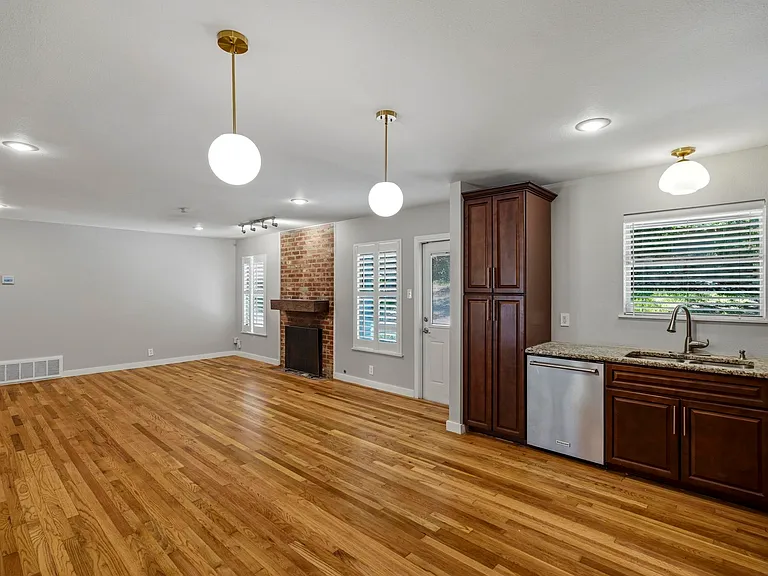 3206 Albin Dr — Photo 13