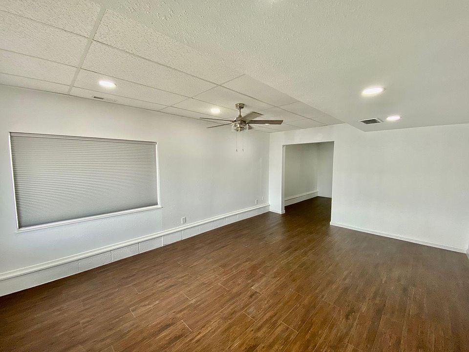 732 Bonaire Rd Camdenton, MO, 65020 Apartments for Rent Zillow