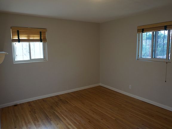 5th image of 716 Valencia Dr NE