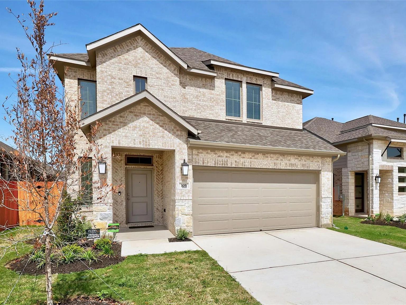 4 bed, 3.5 bath, 2618 sqft, $2,800 — Photo 2