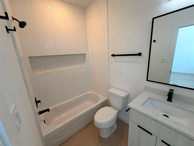 1031 N Lane Cir #B — Photo 18