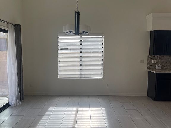 3rd image of 2028 E Kiowa Dr