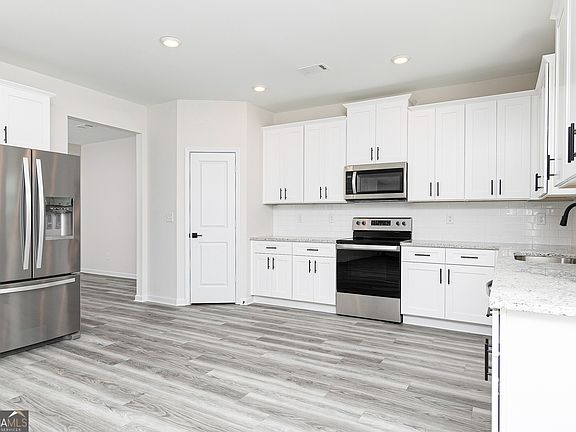 6th image of this home
