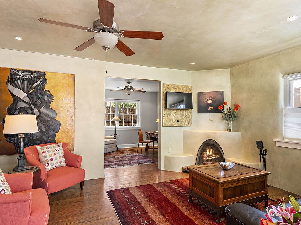 1st image of 1129 Paseo De Peralta
