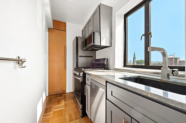 Sold by Corcoran | media 4