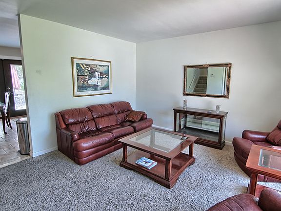 4th image of 46756 Jefferson Ave
