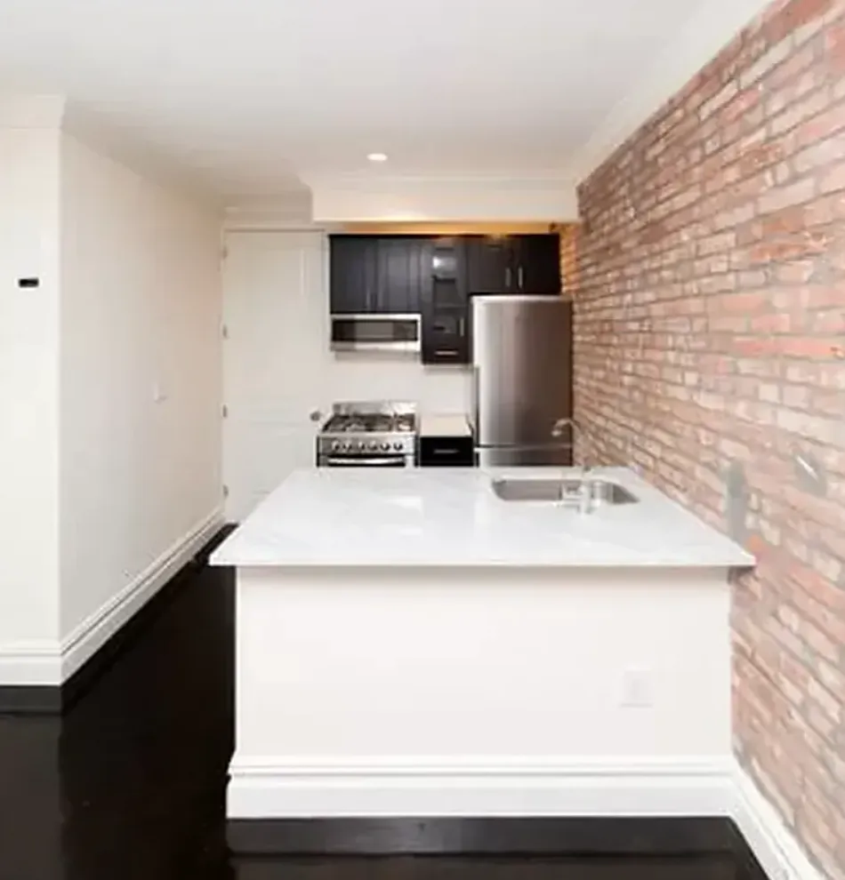 133 East Fourth Street — Photo 4