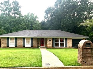 5967 Montfort Rd S, Mobile, AL 36608