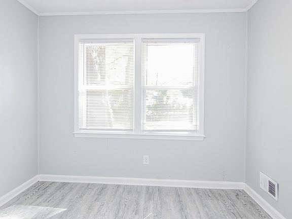5th image of 2246 Rolling Hills Rd