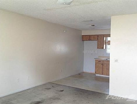 2nd image of 2209 E Chapin St