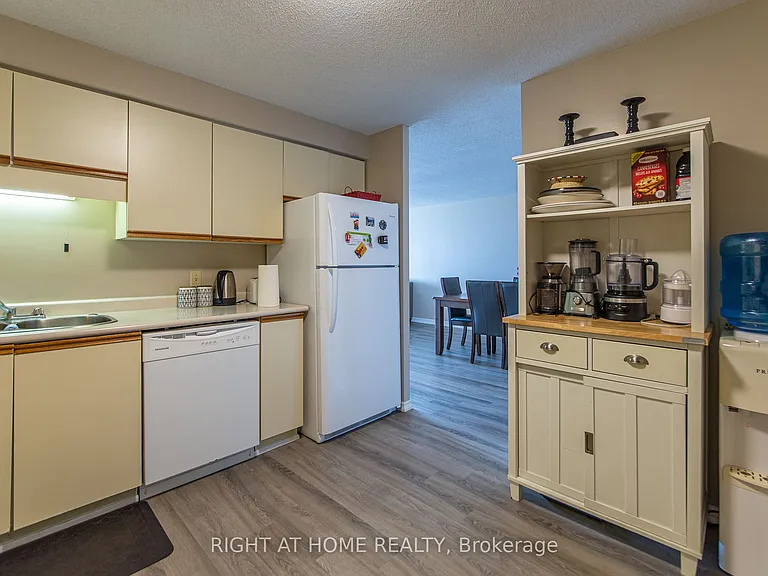 35 Green Valley Dr #1714 — Photo 9
