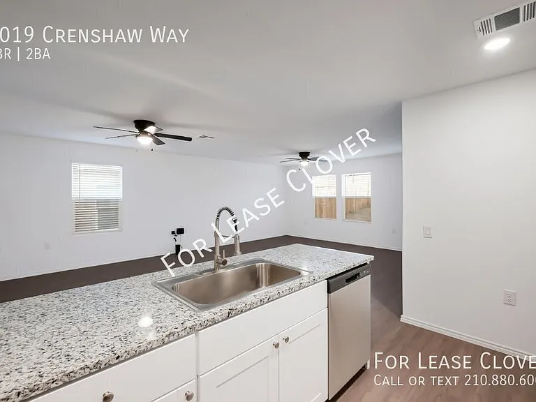 1019 Crenshaw Way — Photo 8