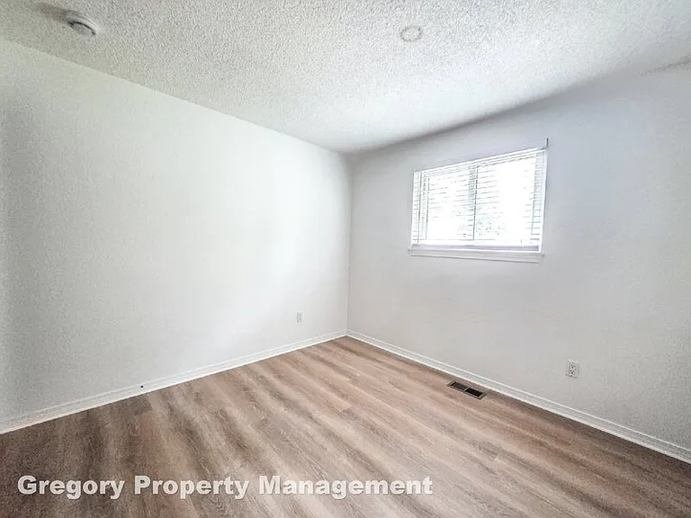 19044 NE 165th Pl — Photo 20