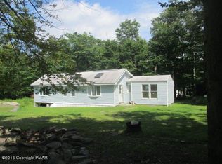 17 Sly Ravens Trl, Gouldsboro, PA 18424