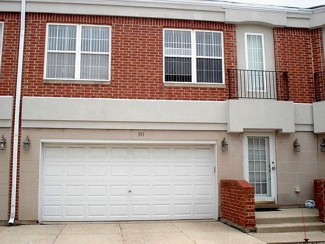 1st image of 391 Town Place Cir