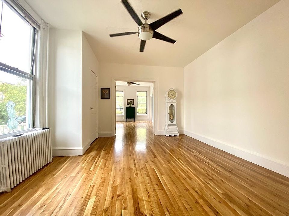 1st image of 644 6th Ave #2