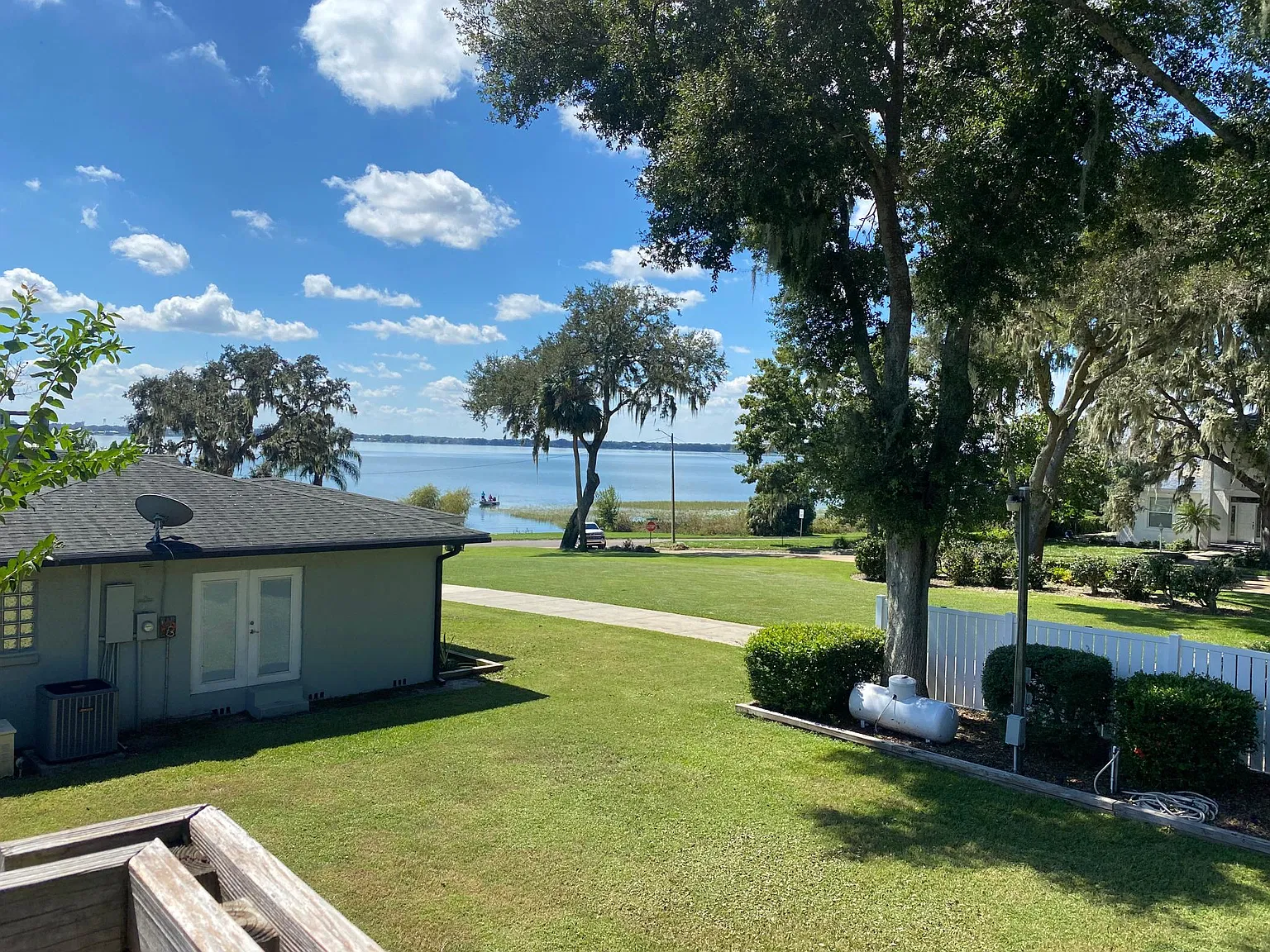 Lake Ariana Blvd, Auburndale — Photo 3