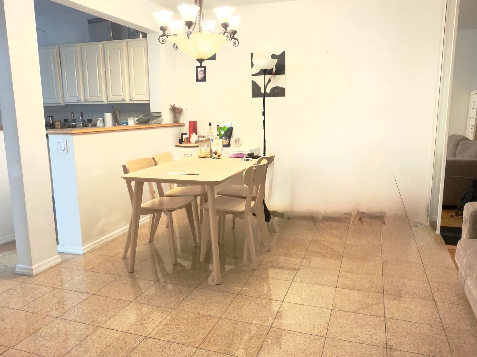 2 bed, 900 sqft, $3,200 — Photo 2