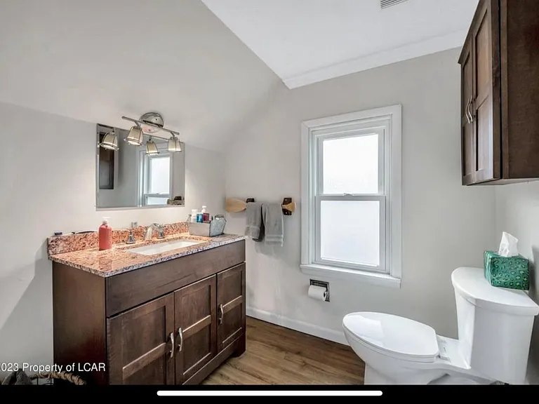 2255 Lakeside Dr #2 — Photo 13