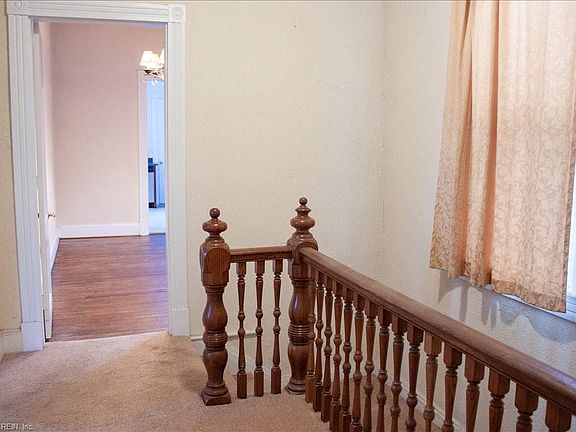 4th image of 440 Court St #440