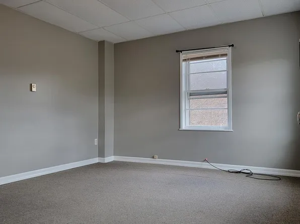 13 E Poplar St #201, Nanticoke, PA 18634