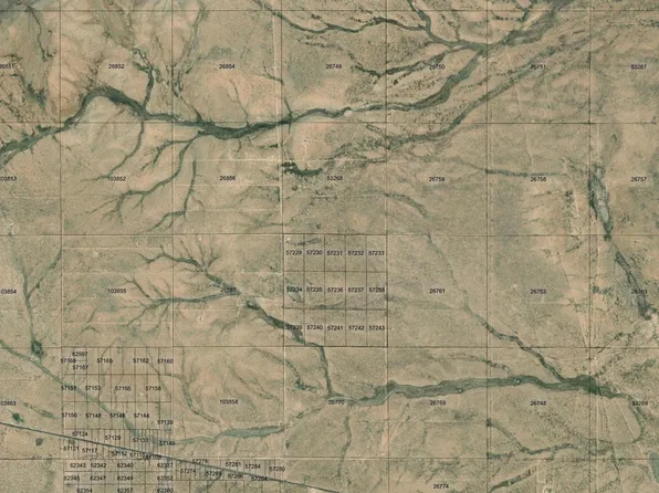 507 Foster Ranch Rd, Salt Flat, TX 79847