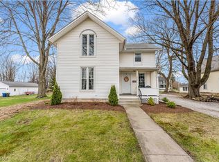 210 Elm St, Wellington, OH 44090