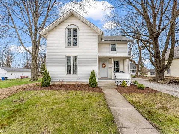 210 Elm St, Wellington, OH 44090