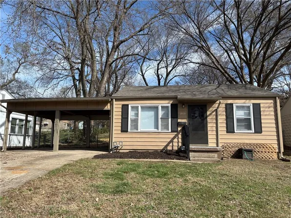 2005 S Northern Blvd, Independence, MO 64052