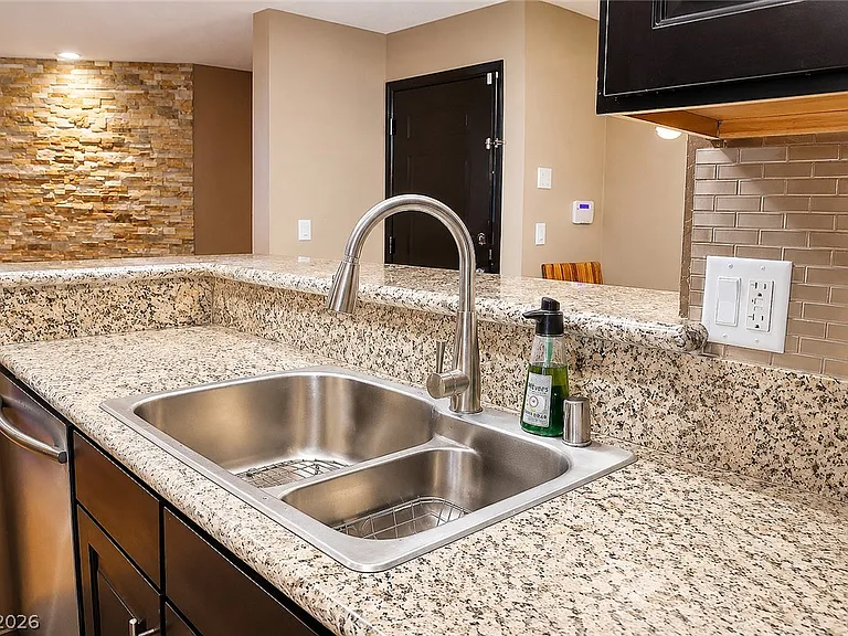 2200 S Fort Apache Rd #2032 — Photo 17