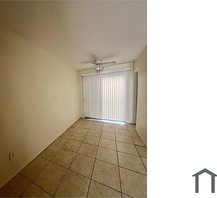 4th image of 938 Mesa Verde Ave APT B