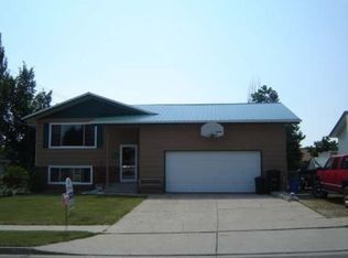 923 W Owens Ave, Bismarck, ND 58501