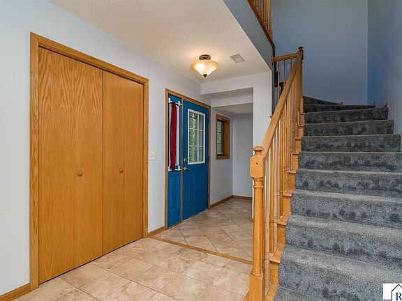 3rd image of 31 Pleasant View Trl