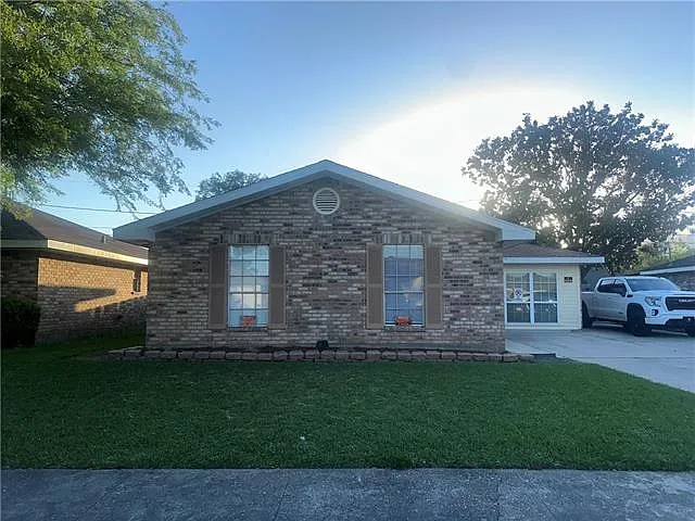 2117 Van Arpel Dr — Photo 4