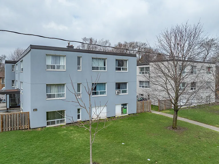 12 Rosseau Rd #12003 — Photo 36