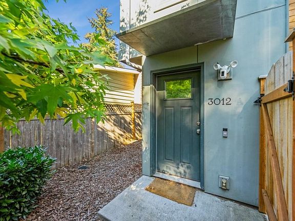 private front entrance