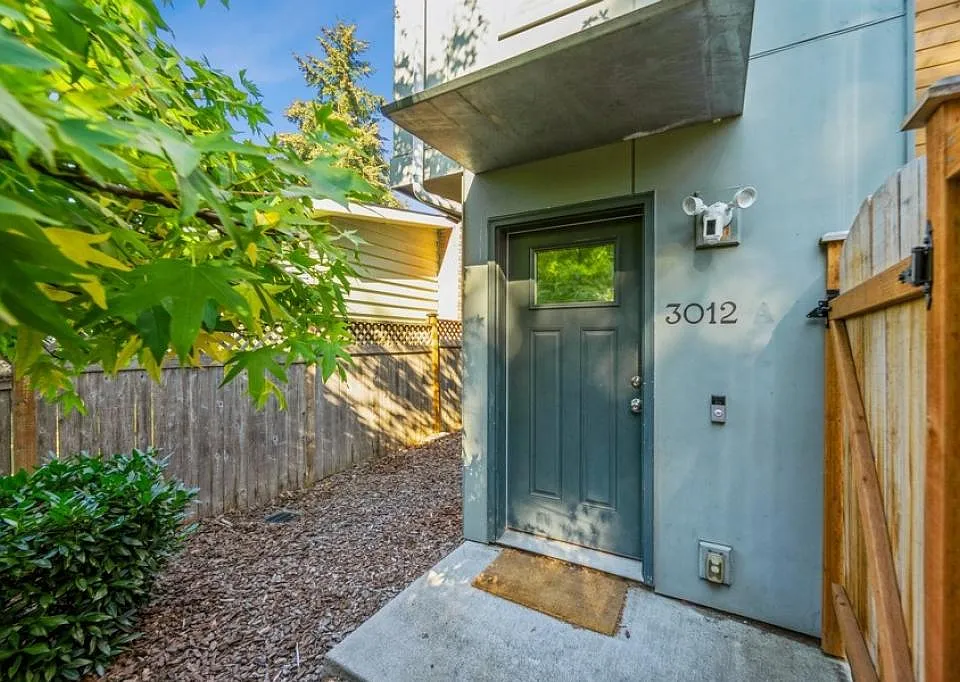 private front entrance