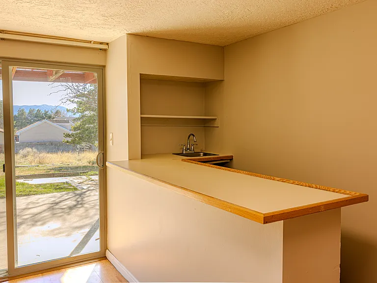 closer look at the wet bar