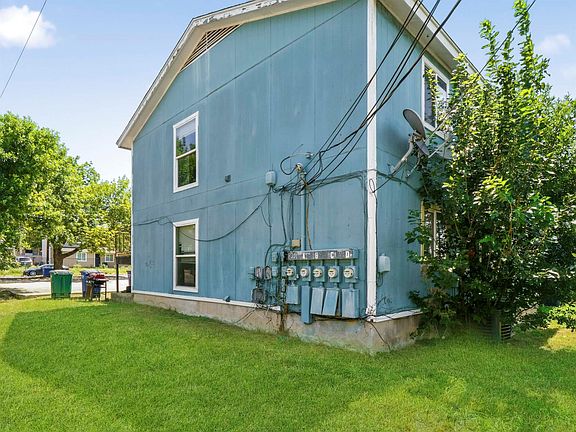 3rd image of 8201 Riverstone Dr